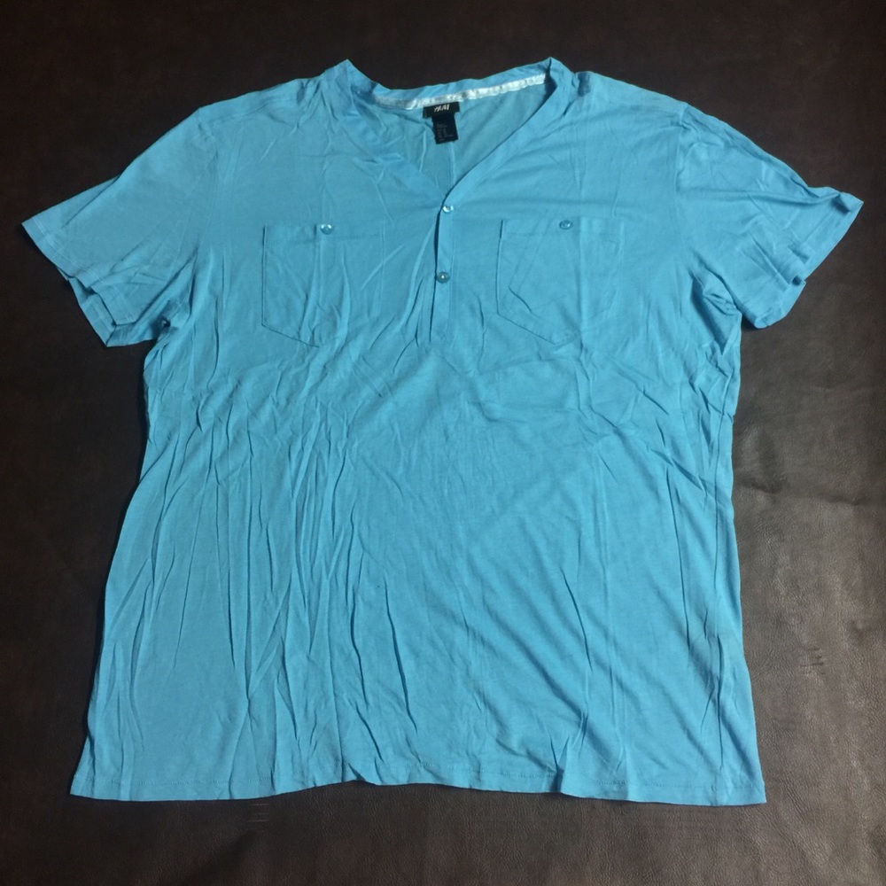 H&M light blue v neck Henley XL